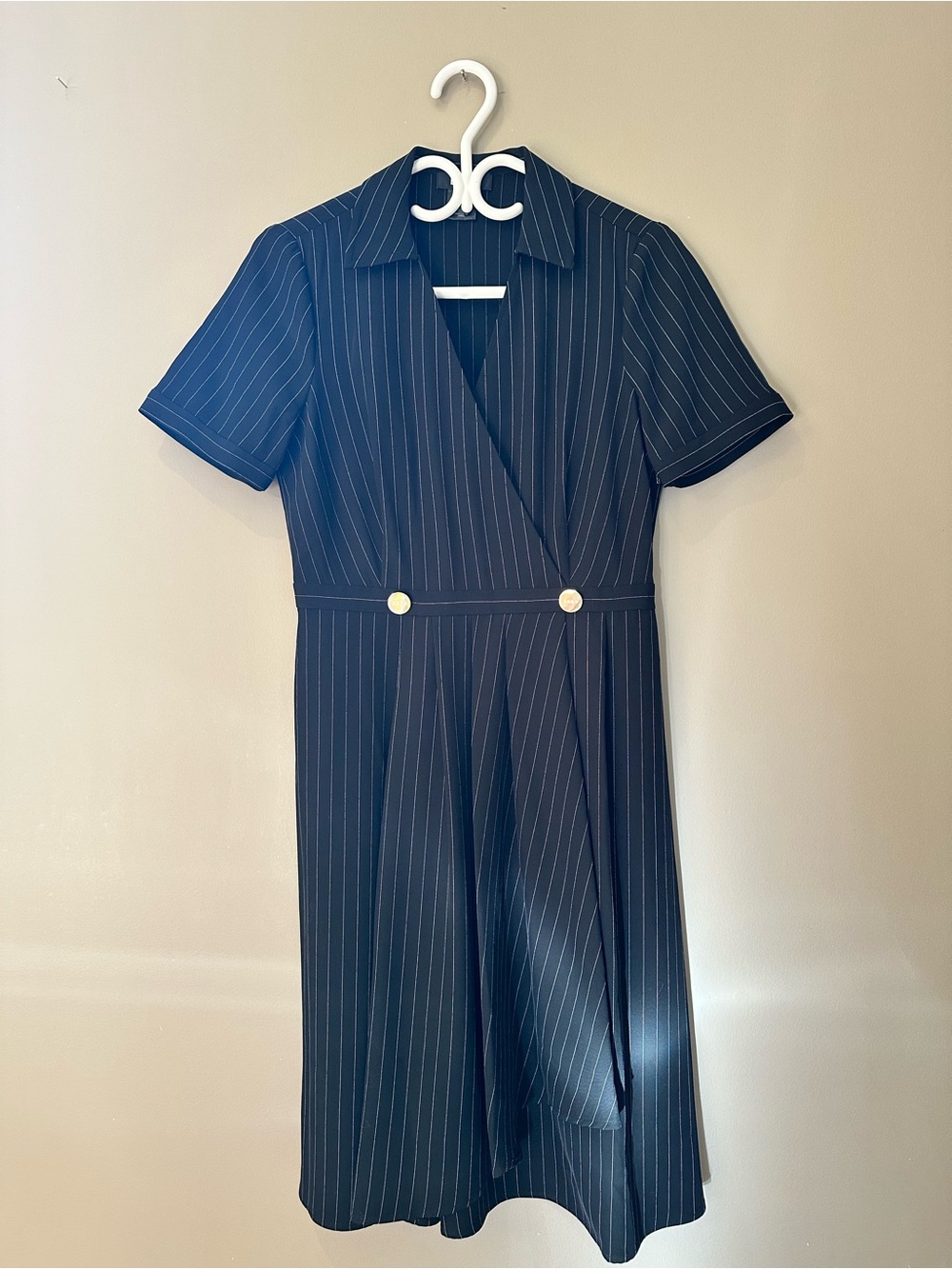 DKNY Black Pinstripe Short Sleeve Shirt Dress US Size 6